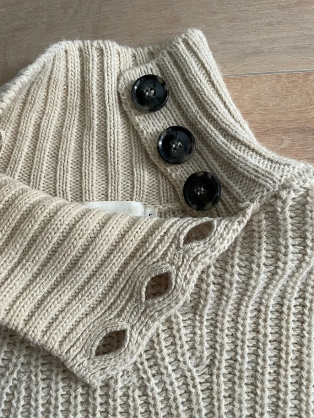 INDI & COLD SAN SEBASTIAN Ribbed Mockneck Cream Sweater with Button Detail - Picture 3 of 7